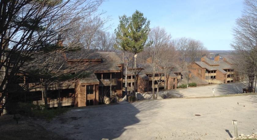 Summit Village Bellaire Exterior foto